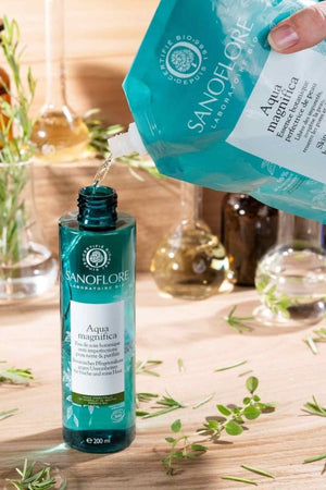 Sanoflore - Aqua Magnifica Skin Perfecting Botanical Essence - 200ml / 400ml