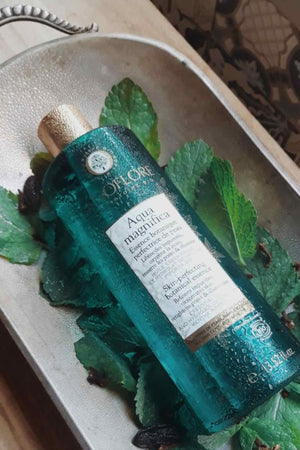 Sanoflore - Aqua Magnifica Skin Perfecting Botanical Essence - 200ml / 400ml
