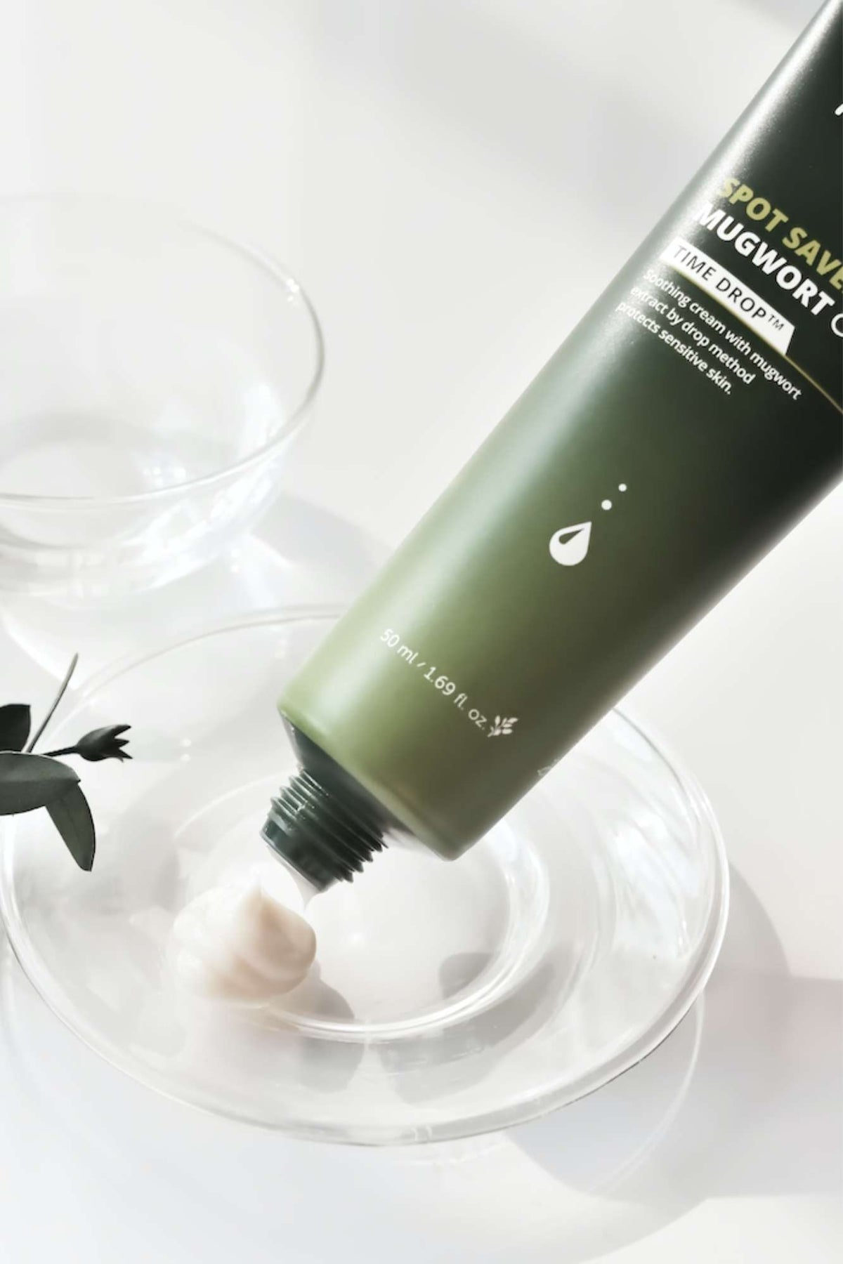 ISNTREE - Spot Saver Mugwort Cream - 50ml