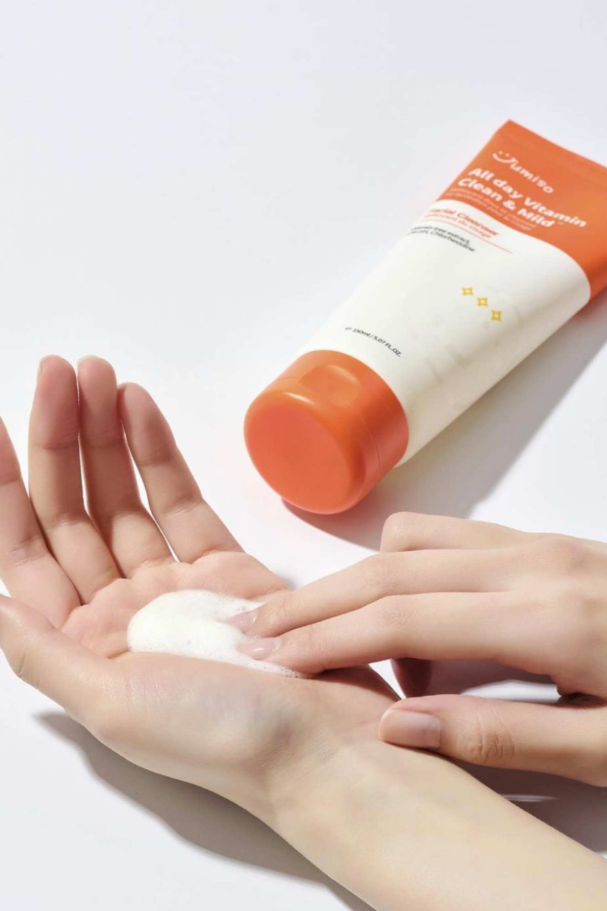 Jumiso - All Day Vitamin Clean & Mild Facial Cleanser - 150ml