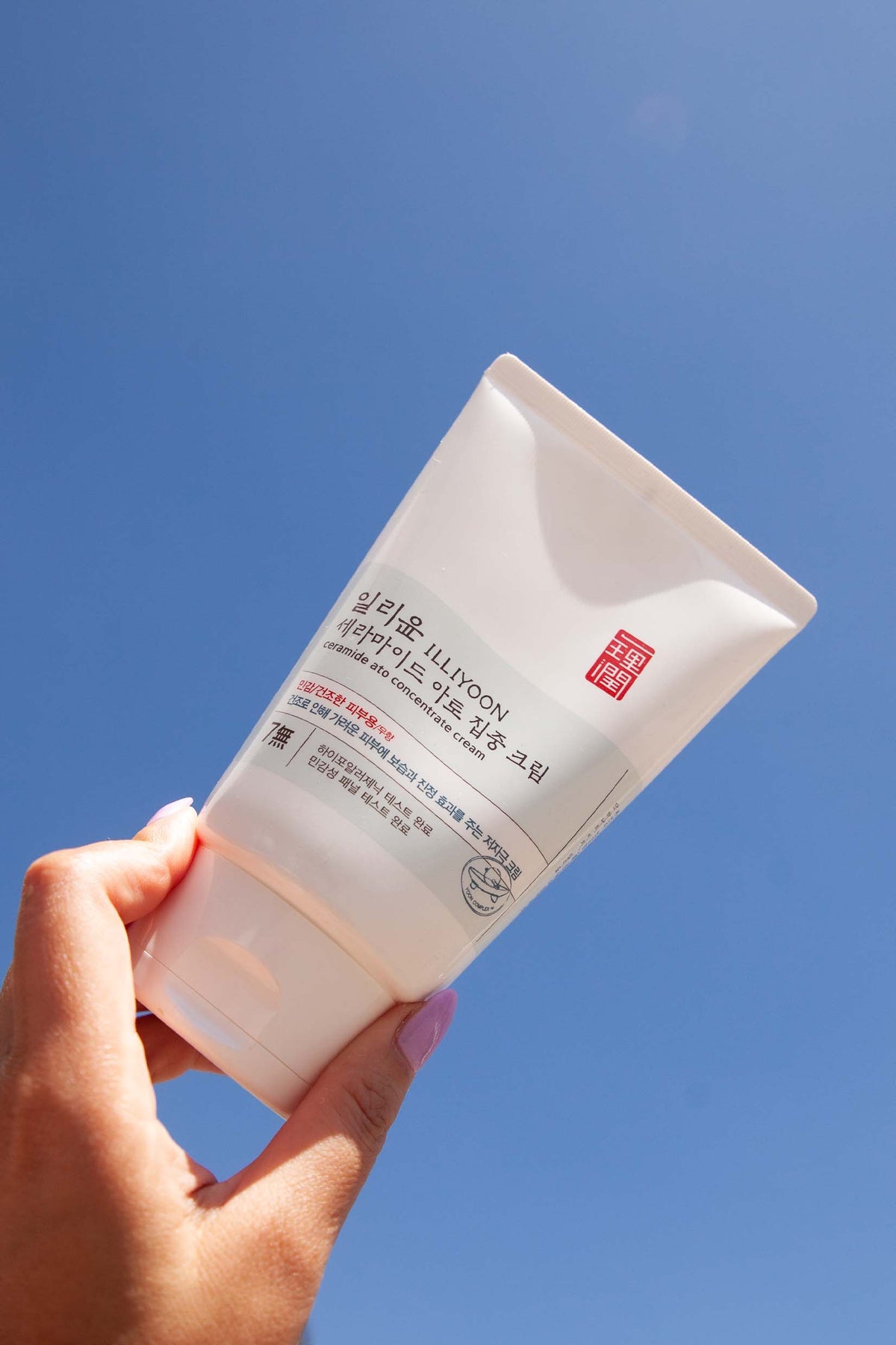 Illiyoon - Ceramide ATO Concentrate Cream - 200ml